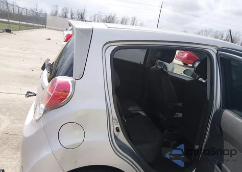 2014 Chevrolet Spark 1Lt Auto z USA, uszkodzony, nr VIN KL8CD6S97EC532926